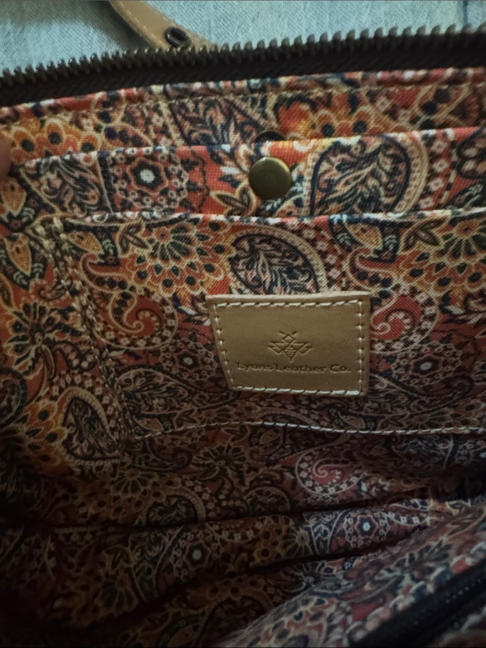 Lyons Leather Co. Queen Bee Leather Half-Moon Crossbody Bag in Blush - Picture 3 of 4